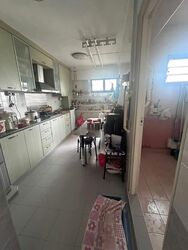 Blk 56 Strathmore Avenue (Queenstown), HDB 5 Rooms #570539981